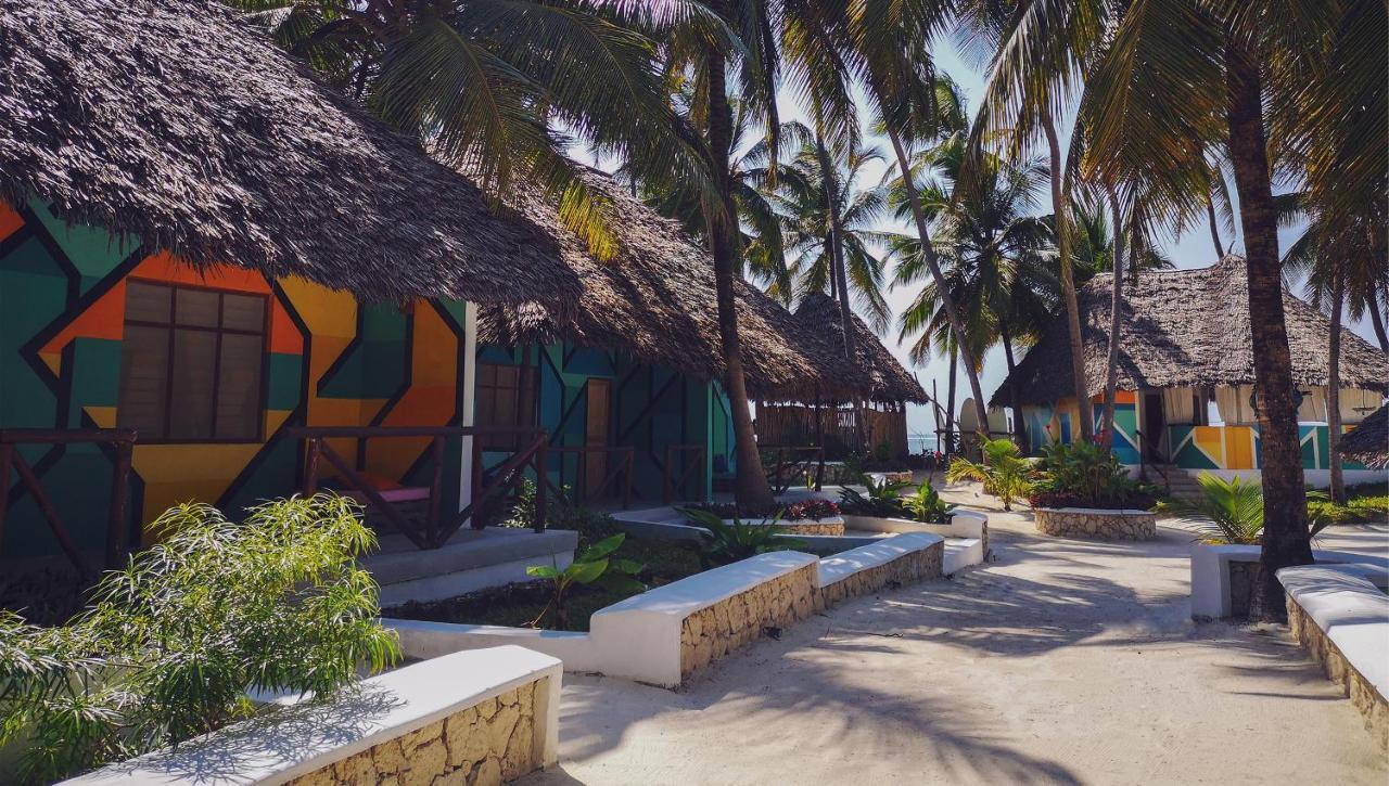 Tsunami Village Bwejuu Exteriör bild