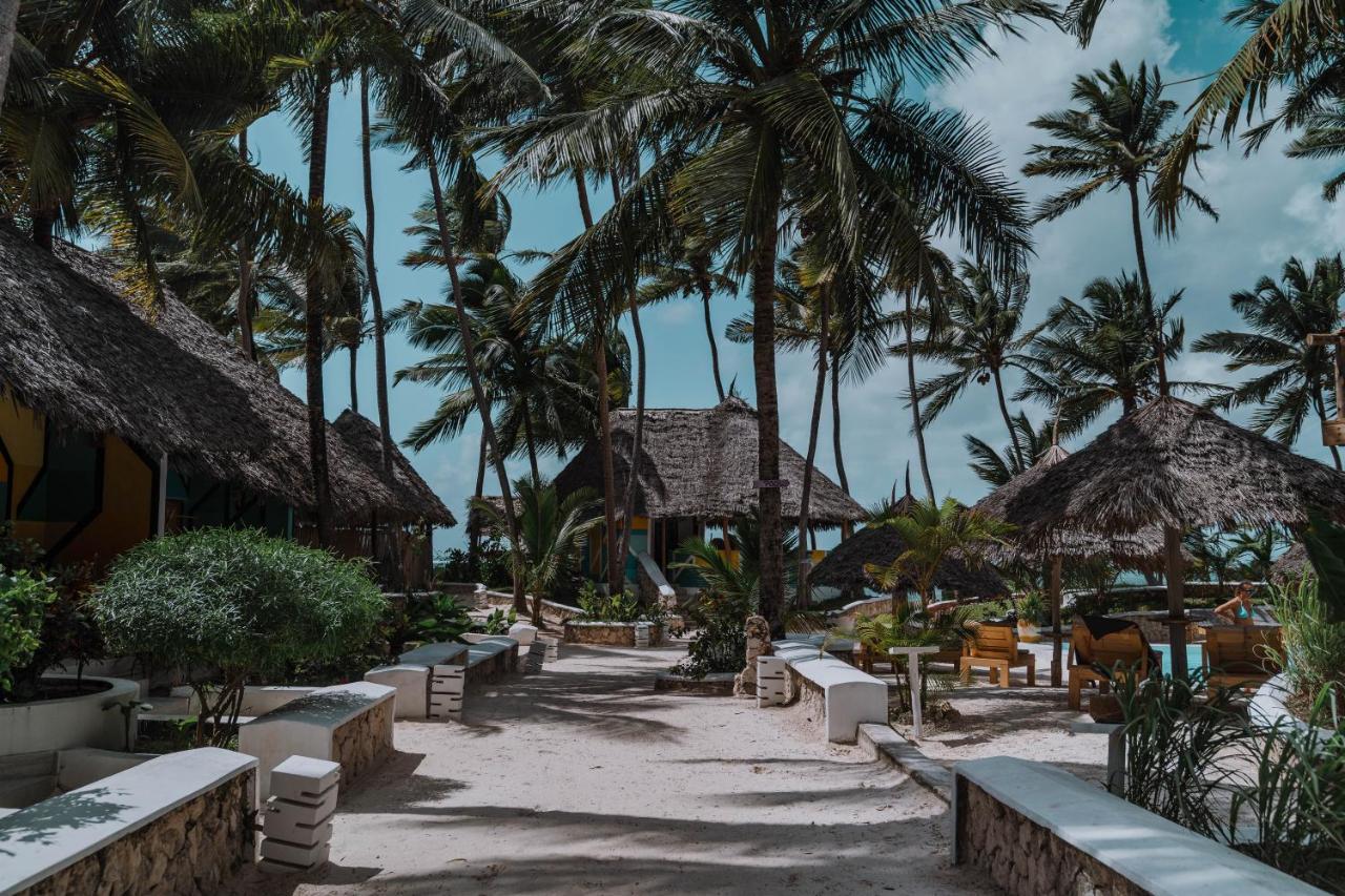 Tsunami Village Bwejuu Exteriör bild